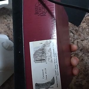 Willow hall collection untamed #25159